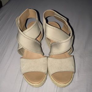 Light Cream/Tan Wedges. Moda Spana Wedges Size 9.